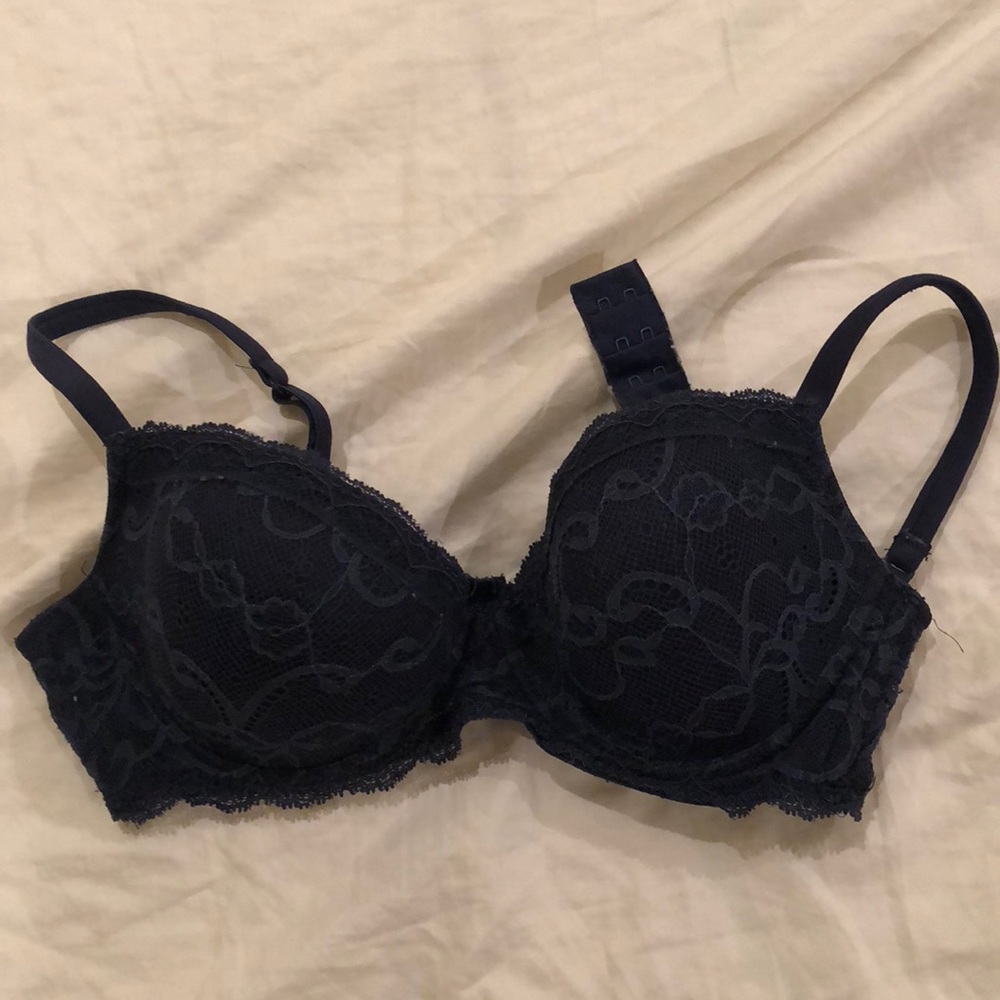 Blue lace bra ( unworn)
